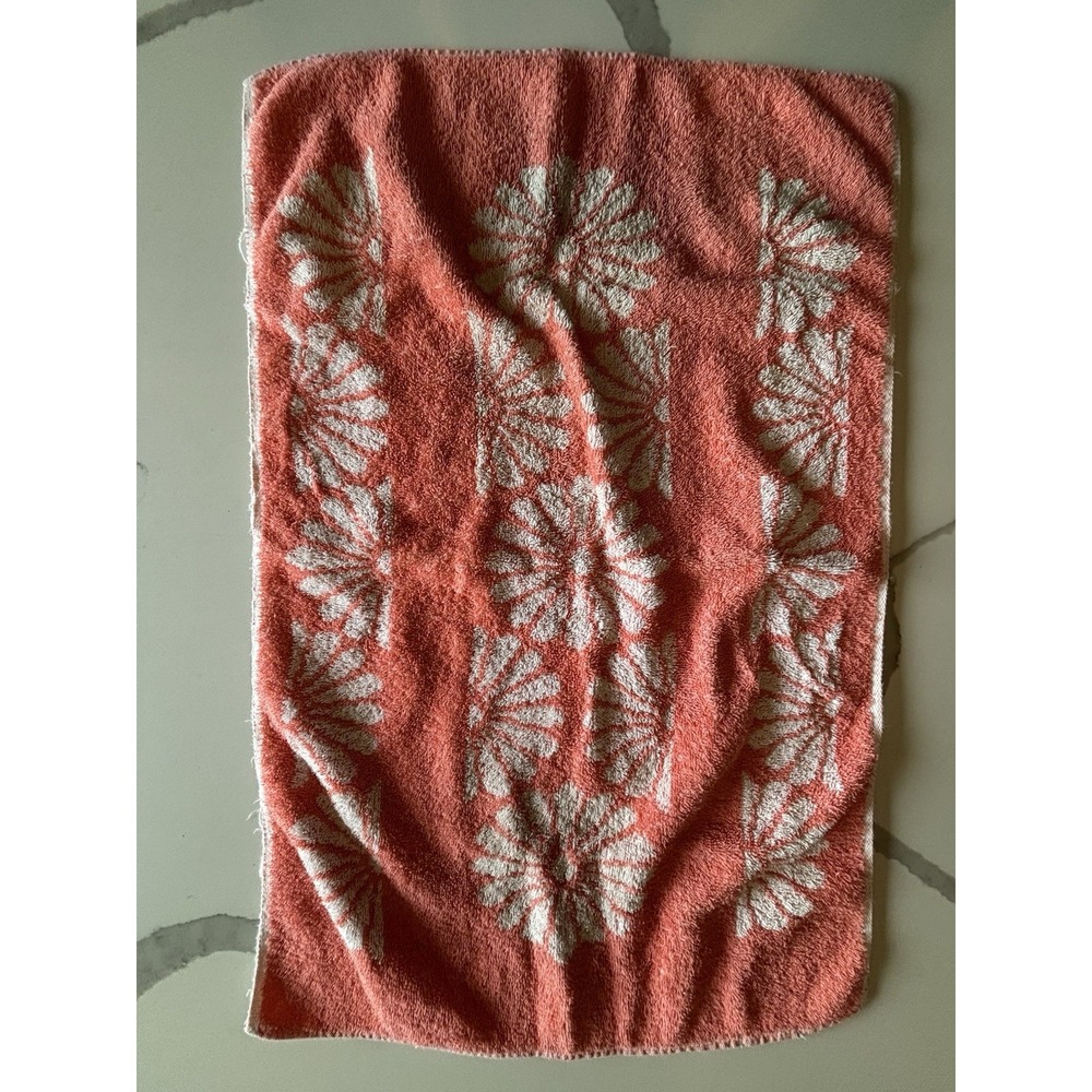 Vintage Haynes Hand Towel Washcloth Peach Coral White Flowers